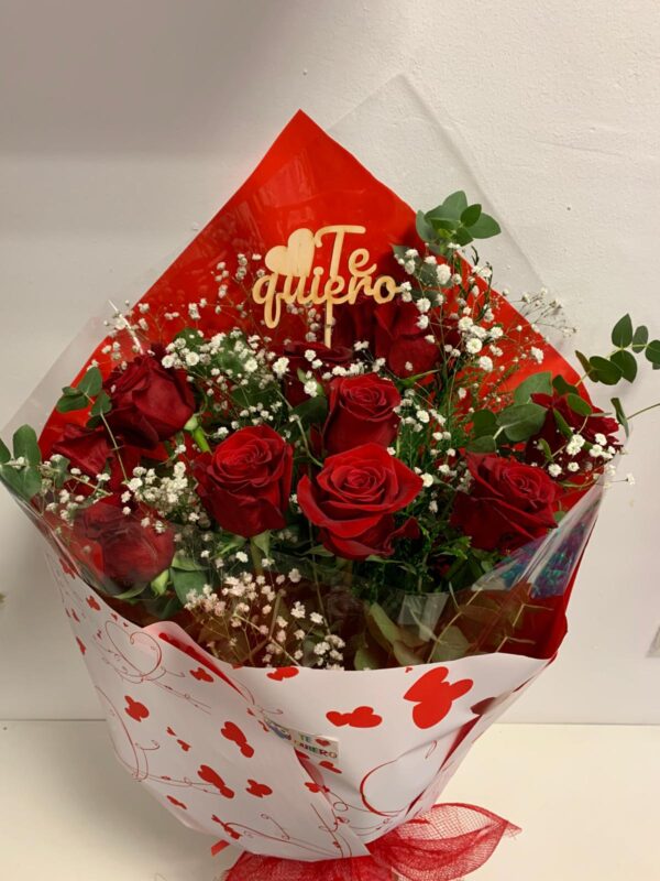 Ramo de 10 rosas "San Valentín"